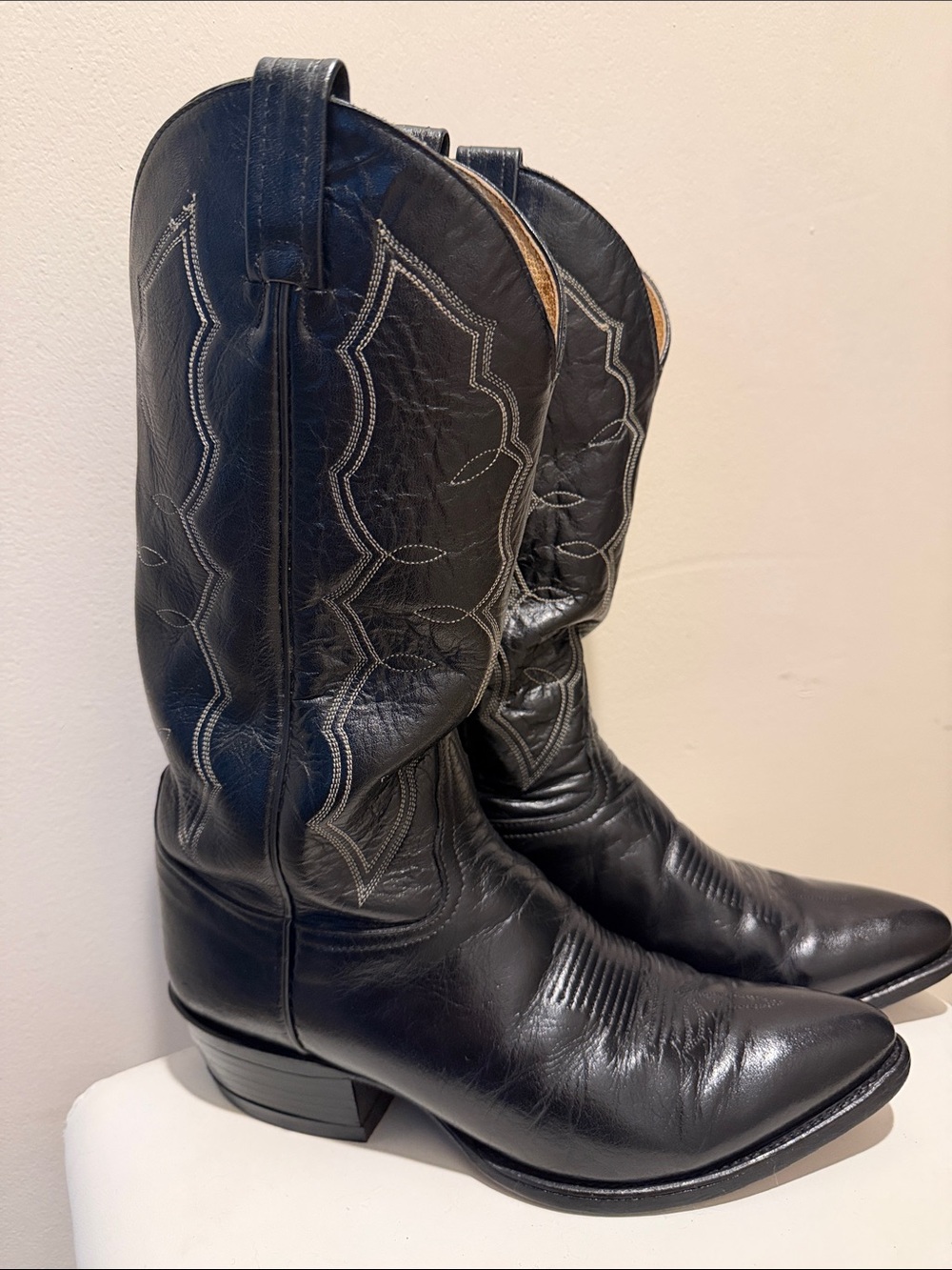 Tony Lama Black Label Leather Western Cowboy Boots in Men’s Size 8.5D